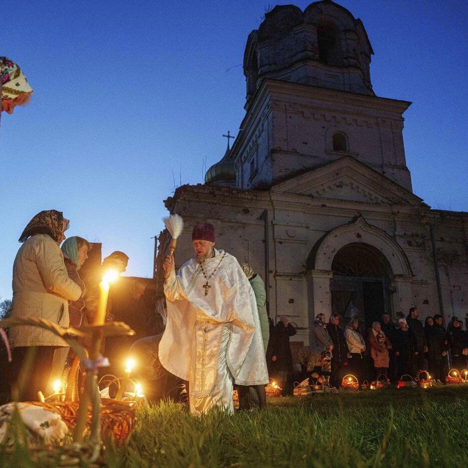 Ukrainians mark Easter with little faith in Russia ceasefire